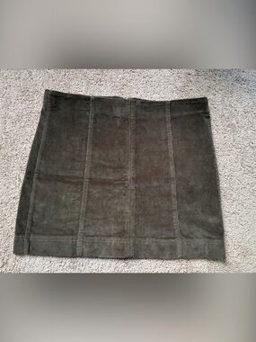 Jolt Olive Suede-Look Mini Skirt